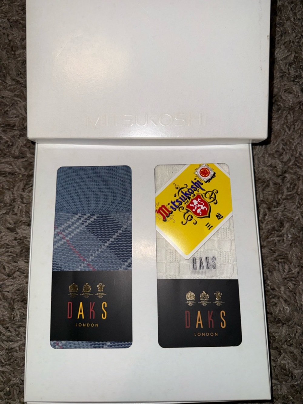 DAKS London Men’s Blue Plaid & White Sock Gift Set - Picture 10 of 12